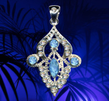 I Jugendstil Design Anhänger