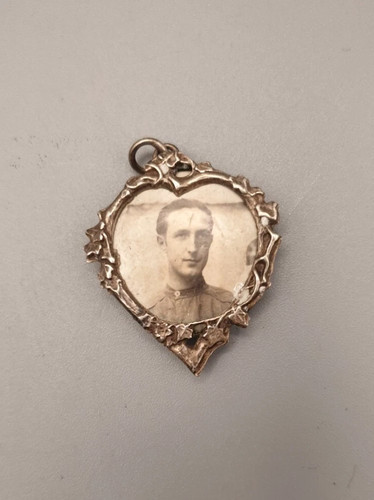 Ww1 herz medaillon - ww1, herz-medaillon