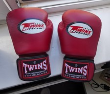 Twins Special Boxhandschuhe Weinrot 12 oz  NEU