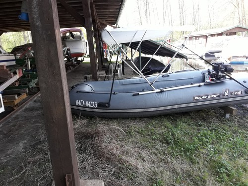 Schlauchboot mit