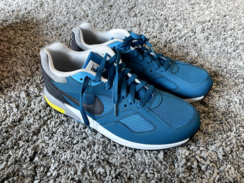 Nike air base 44 - nike,