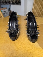 Stachel , Nieten  High Heel Pumps 14cm Absatz Getragen 39