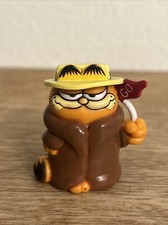 Garfield Orange Cat W/Red Flag