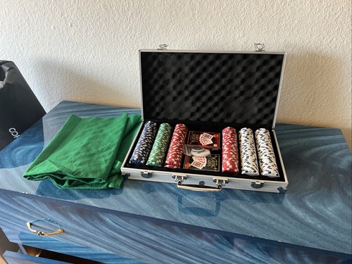 Poker koffer mit 300 chips - koffer,
