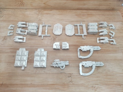 Space marines land raider - space,