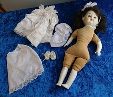 Seltene Alte Puppe Leder & Porzellan Kopf Arme Beine + Kleid