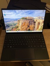 ASUS ZenBook UX425UA – Top