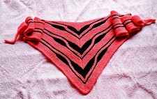 DREIECKSTUCH - FLACHES HANDGESTRICKTES SCHALTUCH, UMSCHLAGTUCH, UNIKAT