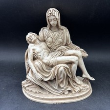 Pieta Michelangelo Statue