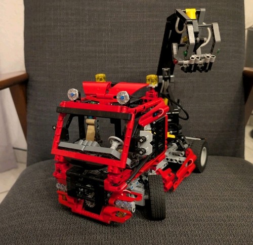 Lego technik truck - lego,
