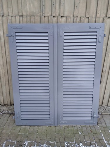 Paar fensterladen holz - fensterladen,