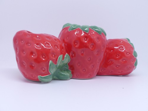 Keramik blumenvase erdbeere - keramik,