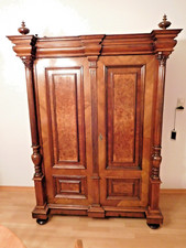 Schrank Dielen