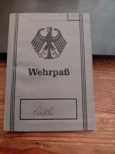 Wehrpass 1969 - bw,