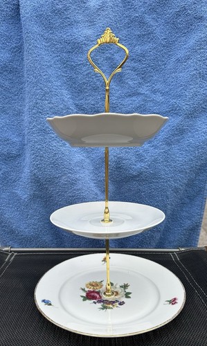 Etagere aus teller - etagere,