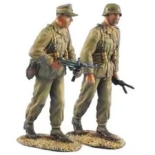 Modellbau 1/35    1 Resin Figur in 2 Varianten baubar