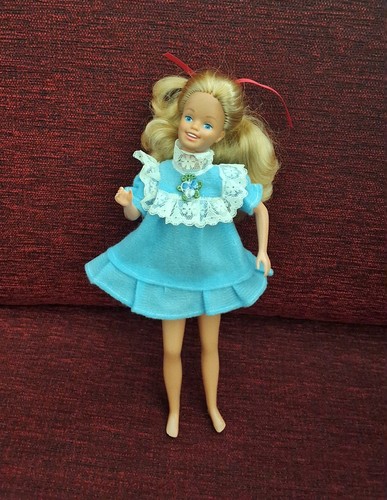 Barbie skipper kleid - ♥👗,