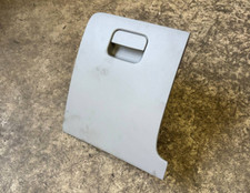 Storage compartment front left