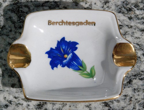 Aschenbecher sovenir aus - aschenbecher,