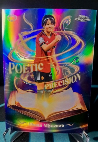 Topps chrome uwcl hinata - 25/26,