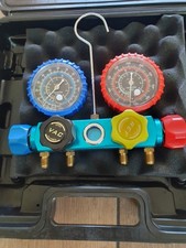 NEUE 4 WEGE MONTEURHILFE R134A