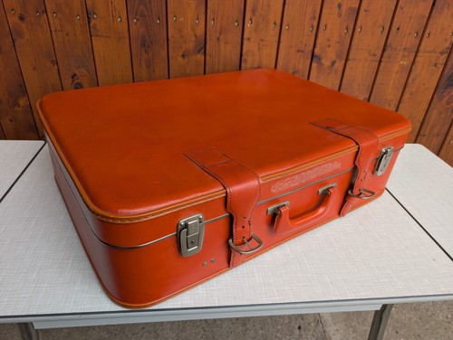 Koffer vintage retro - vintage,