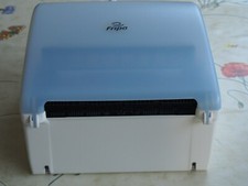 1 Papierrollenhandtuchspender