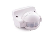 IR Bewegungsmelder mit Dämmerungssensor 12V weiß 140° Sensor Infrarot 12m