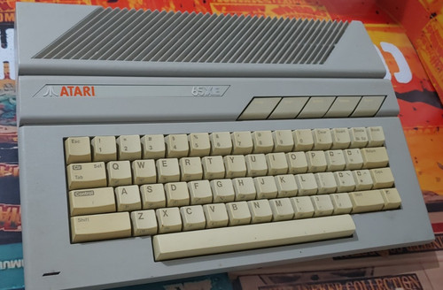 Atari with tv - pa, &