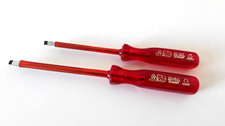 2 BELZER No. 8060 VDE 1000 V Schraubendreher 0,8 x 5 x 100 und 1,0 x 5,5 x 125