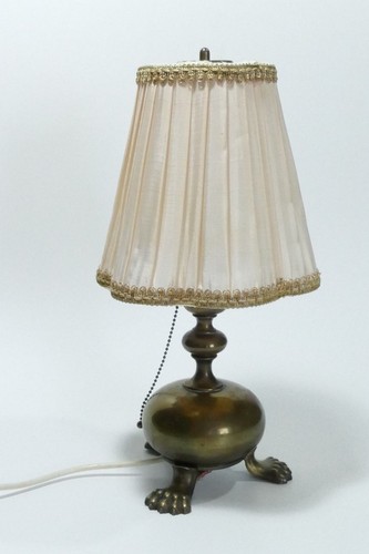 Antike tischlampe mit - antike,