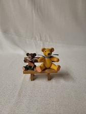 2 Bären auf Bank, Bär