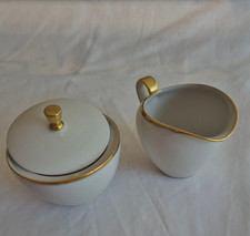 Zuckerdose und Milchkännchen  von Eschenbach, elfenbeinfarben mit Goldrand