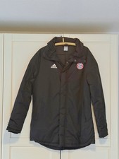 FC Bayern München ( FCB)