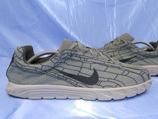 NIKE MAYFLY GR 45 ZOOM WINDFLO