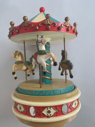 Spieluhr karusel von enesco - spieluhr,