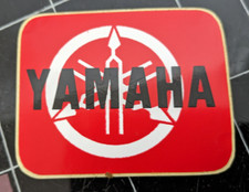 ORIGINAL YAMAHA -ROT  7cm x 5,5cm -Tank Aufkleber-Sticker 70/ 80er