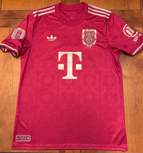 Bayern münchen 125 jahre - münchen,