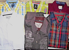 Herren Kleiderpaket, 5 Markenhemden, Gr. L, 1 Hemd Gr. XL in Kleidertasche