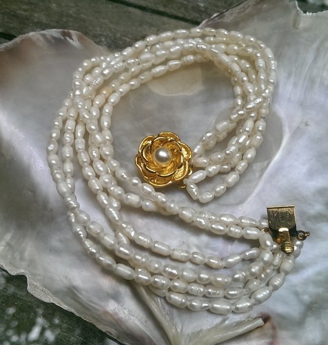Altes armband mit perlen und - mit,
