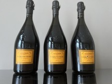 3 x La Grande Dame Veuve
