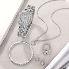 Fünfteiliges Damenuhren Set mit bequemem Armband und einzigartigem Design