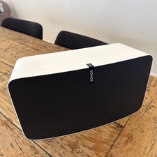 Sonos Play 5 Gen. 2  WLAN Lautsprecher - Weiß + Bridge geschenkt 