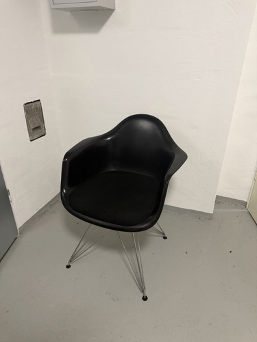 Vitra eames armchair original - eames, armchair,
