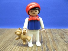 Junge mit teddybär zur - teddybär,
