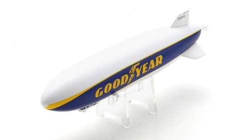 Spark model goodyear blimp - goodyear,