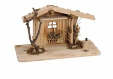 Krippenhaus aus Kiefernholz