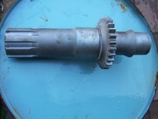 RS09 Antriebshohlwelle GT124 Hohlwelle Eingangswelle Getriebe DDR regeneriert