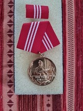 Orden DDR - Für Treue Dienste in Gold mit Etui 