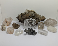 Mineralien Kristall Konvolut Bergkristall Chlorit Rutilquarz Rauchquarz Sammlung